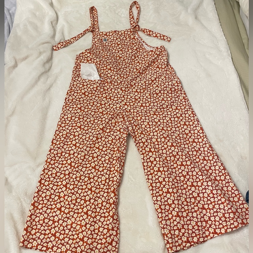 EUC LUCY & YAK woman’s crop overalls Jumpsuit floral size 12 12R
